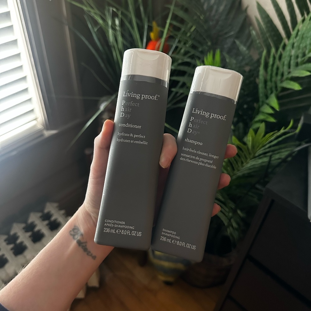 BRAND NEW LIVING PROOF PHD PERFECT HAIR DAY SHAMPOO AND CONDITIONER SET